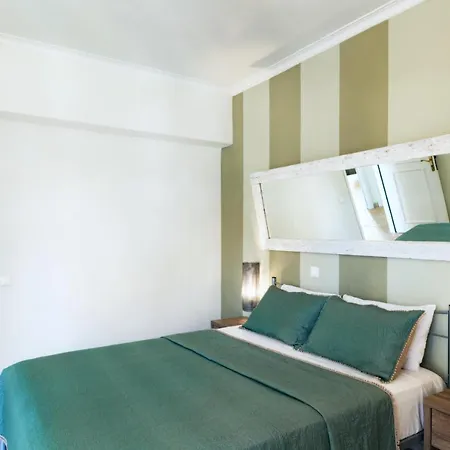 Kefalonia's Hidden Gems! 아파트